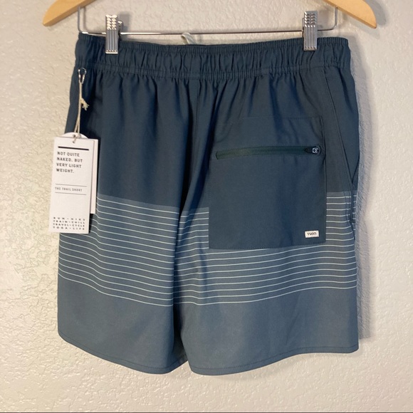 NWT 💥 LAST ONE - S | Vuori / Trail Short - Beryl Stripe - Picture 12 of 14